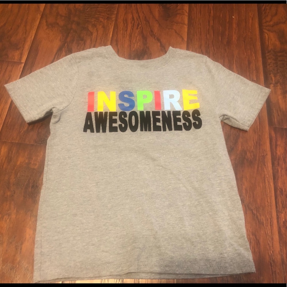 💙 Awesome Tee 💙